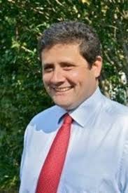 21 candidates vie for 9 seats