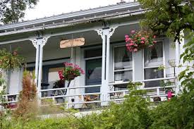 Bookstore And Alleyway Is Right Nearby 260 S 2nd Street St Helens Or Filming Locations Twilight Movie Twilight