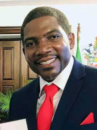 Hundreds pay tribute to Barbadian entertainer