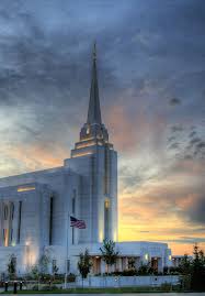Rexburg Id Lds Temple My Favorite Temple In The World I Love Seeing It Every Day When I Lived In Rexburg Lds Temples Lds Temple Pictures Rexburg Temple