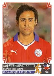 A los 27 minutos del primer tiempo, el volante jorge valdivia corrió más de 50 metros, se acercó a una cámara de televisión y confesó un terrible secreto: Sticker 38 Jorge Valdivia Panini Copa America Chile 2015 Laststicker Com