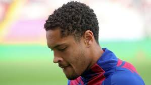 Vitor Roque Resmi Terdepak dari Barcelona, Dipinjamkan ke Real Betis