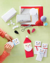 This diy gift is so easy to make, especially when you use my free printable candy bar wrappers template. Be Different Act Normal Snowman Candy Bar Wrapper Christmas Printable