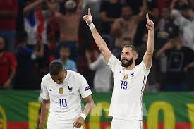 Theo đó, đến thời điểm hiện tại, danh sách 16 vòng chung kết euro 2020 đang diễn ra hết sức sôi động, các đội đã bước vào lượt trận thứ 3 cuối cùng của vòng bảng và các cặp đấu vòng 1/8 euro 2020 cũng bắt đầu lộ diện. Yjndx54xunbwom