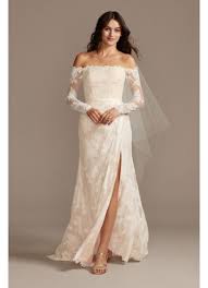 From the dramatic flair of a mermaid cut to a classy strapless or a flowing lace wedding dress, we can ensure you're wearing the wedding dress you have always dreamed of. As Is Large Floral Lace Long Sleeve Wedding Dress David S Bridal