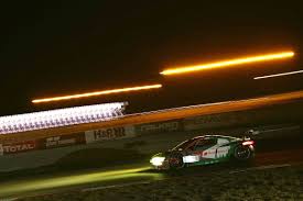 Audi sport customer racing kämpft mit drei r8 lms um sechsten sieg. 24h Rennen Nurburgring Im Dunkeln Keine Fans Weniger Sicht