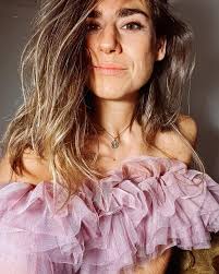 Lilly Pollard's Instagram, Twitter & Facebook