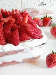 Tiramisu con fragole senza uova. Tiramisu Alle Fragole Con Crema Senza Uova Super Goloso