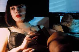 Rose arianna mcgowan 1 (born september 5, 1973) 2 is an american actress and singer. Creating The Iconic Style Of The Doom Generation Dazed