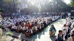 Maka akan muncul seperti pada gambar di bawah ini, selanjutnya silahkan anda klik. Daftar Zonasi Kategori Kawasan Smp Di Surabaya Berdasarkan Domisili Simak 8 Alur Pendaftarannya Halaman All Surya