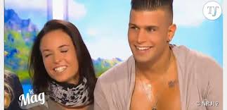 Elle arrive en cours d'aventure pour rejoindre son petit ami christopher. Kelly Helard Et Neymar Un Mariage A Vegas Pour Le Couple Terrafemina