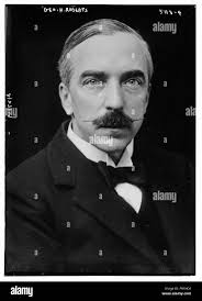 Henry roberts hi-res stock photography and images