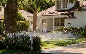 With bewitched, nicole kidman's career slips down yet another rung after her recent cinematic mishaps with the stepford wives and birth. april 15, 2009. Nicole Kidman S Cottage In The Bewitched Movie