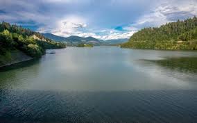 Book bujor de munte, colibita on tripadvisor: Raiul De La ColibiÅ£a Locul Unde Marea S A Mutat La Munte Cum S A NÄscut Noua RevelaÅ£ie A Turismului Romanesc Cazare Colibita Casa Lipan