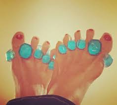 Yogatoes yoga toes gems gel toe separator & straightener. Product Review Yogatoes Points North Physical Therapy
