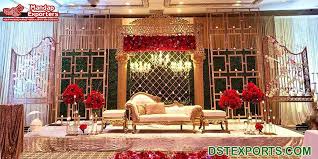 Alles rund ums wohnen & dekorieren. Golden Theme Splendid Wedding Stage Decor Mandap Exporters