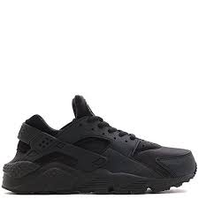 Black And White Huaraches Womens Nike Huarache Black Womens In Need Of A New Pair Of Training Shoes Nike Huarache Women Black Huarache Nike Shoes Women