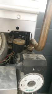 Des gens pour me dire si c'est vivable (pour quelqu'un qui habite à paris qui habite sur un boulevard avec bus, scooter, et pimpon.) bah j'y suis allé un matin, il y avait un avion bas, mais il faisait quasi pas de bruit et quand j'en parle à des collègues qui y habite depuis toujours ils disent oh non ça va. Thermique Bruit D Ecoulement D Eau Dans La Chaudiere En Production D Ecs Uniquement