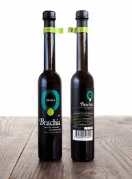 Brachia Varietal Olive Oil On Packaging Of The World Creative Package Design Gallery Olive Oil Packaging Olive Varietal