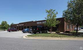 Charles has a pleasant mix of townhomes and large single homes. 85 High St Waldorf Md 20602 Office For Lease Loopnet Com