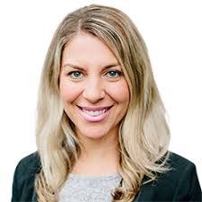 Traci Christiansen's Instagram, Twitter & Facebook