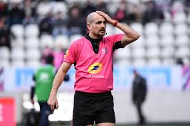 Tv show host born in: L Arbitre Alexandre Ruiz De Retour Dans Le Staff De Sete L Equipe