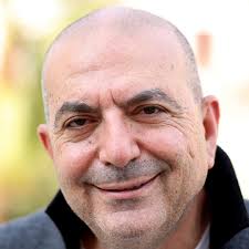 Je t'aime... moi non plus: Artistes et critiques (2004)