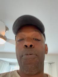 Thank you @canadabasketball for blessing this hoops junkie with the pants I  will be buried in. If you're in the GTA come support the @globaljambasket  this month Swipe for more inspiration 🗝️