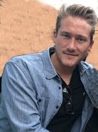 Warren Foote's Instagram, Twitter & Facebook