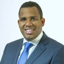 Efren Cuello's Instagram, Twitter & Facebook