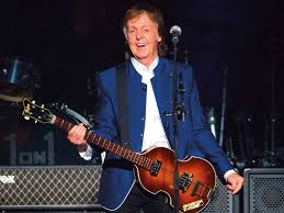 In 1948 alan gratzer of in 1954 dennis stratton, guitarist for iron maiden was born. April 9 This Day That Year In Music History Music Gulf News
