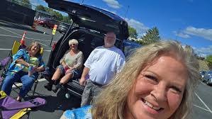 Doobie Brothers ~ What A fool Believes