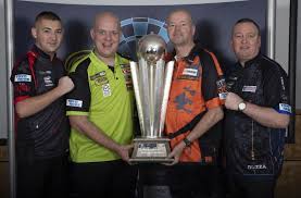 Michael van gerwen is weer een stap dichter bij het prolongeren van zijn wereldtitel. Voorbeschouwing Pdc Wk 2020 Redacteurs Darts Actueel Blikken Vooruit Darts Actueel