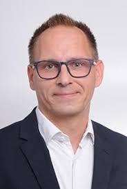 Christian Ebert's Instagram, Twitter & Facebook