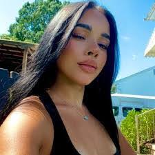 Melissa Elizalde's Instagram, Twitter & Facebook