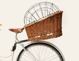 Santa Left This Basil Pet Carrier Under The Tree For Winston Can T Wait For Warm Weather To Try It Out Hund Fahrrad Hundekorb Fahrrad