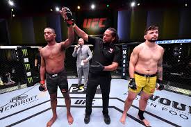 In the light heavyweight clash between jamahal hill and paul craig it seemed like the scottish fighter had broken the arm of hill and everyone in the octagon this fight was between the 13th ranked and 14th ranked ufc light heavyweight fighter. Hill Vs Abreu Results Jamahal Hill Won By 1st Round Tko Draftkings Nation