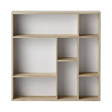 L'étagère murale s'impose comme meuble d'appoint fonctionnel et décoratif. Etagere Murale En Bois Naturel Et Fond Blanc 8 Box Bloomingville Decoclico Etagere Murale Bois Parement Mural Etageres Murales