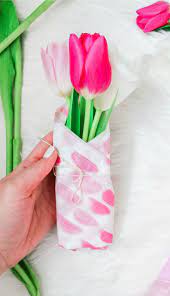 Country Spring Decor Diy Mini Spring Tulip Bouquets Spring Tulips Tulip Bouquet Easter Party Favor