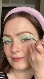 Daisy Eye Look: Spring Makeup Tutorial 🌸
