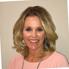 I'm so excited to announce that I am a Real Estate Agent at Baird & Warner… 