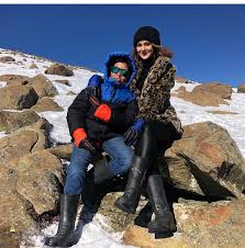 Jennifer Winget Vacation Pictures From Winter Wonderland Kashmir Are No Less Than A Dream Hungryboo Jennifer Winget Jennifer Winget Beyhadh Jennifer