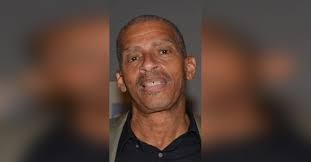 Leon Yarbrough's Instagram, Twitter & Facebook