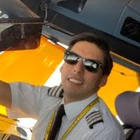 70+ perfiles de «Dan Benavides»