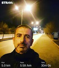 Are there well-lit running tracks near Glenside and Wyncote PA open at 5am?