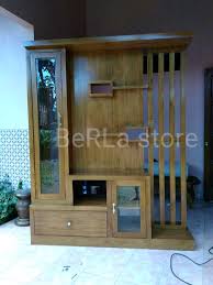 Bufet partisi berbahan kayu jati dengan desain minimalis modern terbaru baik satu maupun dua muka yang akan anda lihat ini tidak hanya sekedar fungsional sebagai penyekat ruangan ataupun tempat tv. Jual Partisi Minimalis Dua Muka Penyekat Ruangan Bufet Tv Mentah Almari Depan Belakang Dua Muka Di Lapak Berla Store Jepara Bukalapak