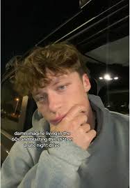 Late Night Drive Vibes: Songs for Evening Journeys