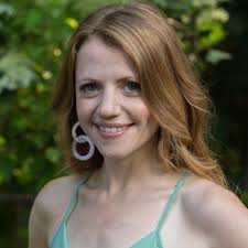 Laura Klebanow (@KlebanowLK)