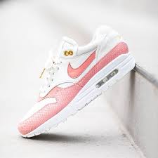 Make Customizing Sneakers Easy With Shoe Trees By Sole Trees Shoetree Soletrees Shoetrees Shoetreeforsneakers Sneakers Shoes Air Max Sneakers