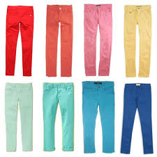 You'll notice a whole new vibe coming from your wardrobe. Trendtotting Colorful Jeans For Girls Colored Jeans Colored Denim Trending Outfits